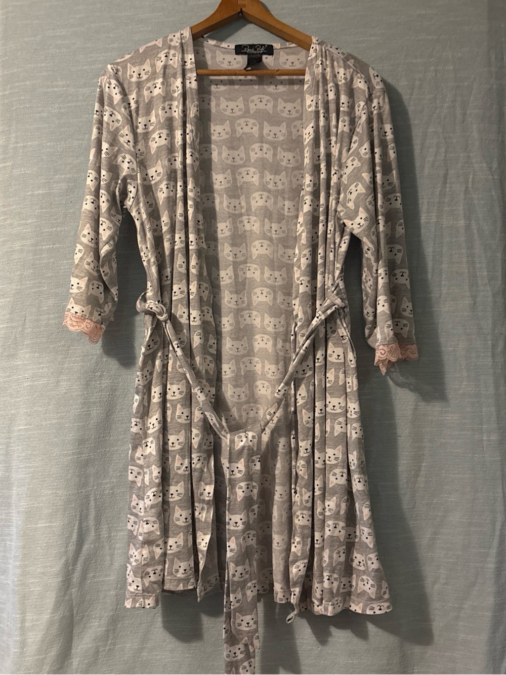Rene Rofe Robe Cat Motif 3/4 Sleeves Gray/White/Pink Women’s Sz S/P